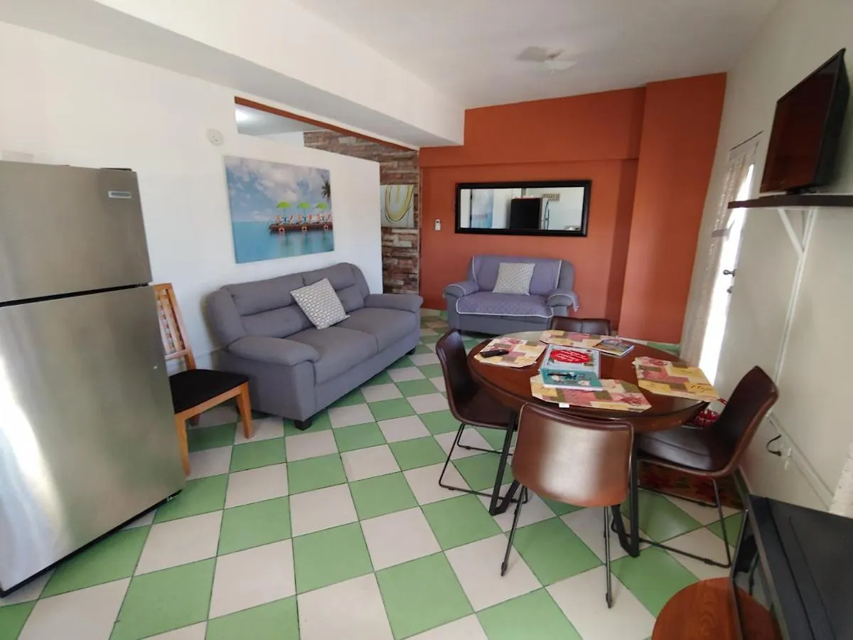 Garden View Guest House . Arecibo Apartment